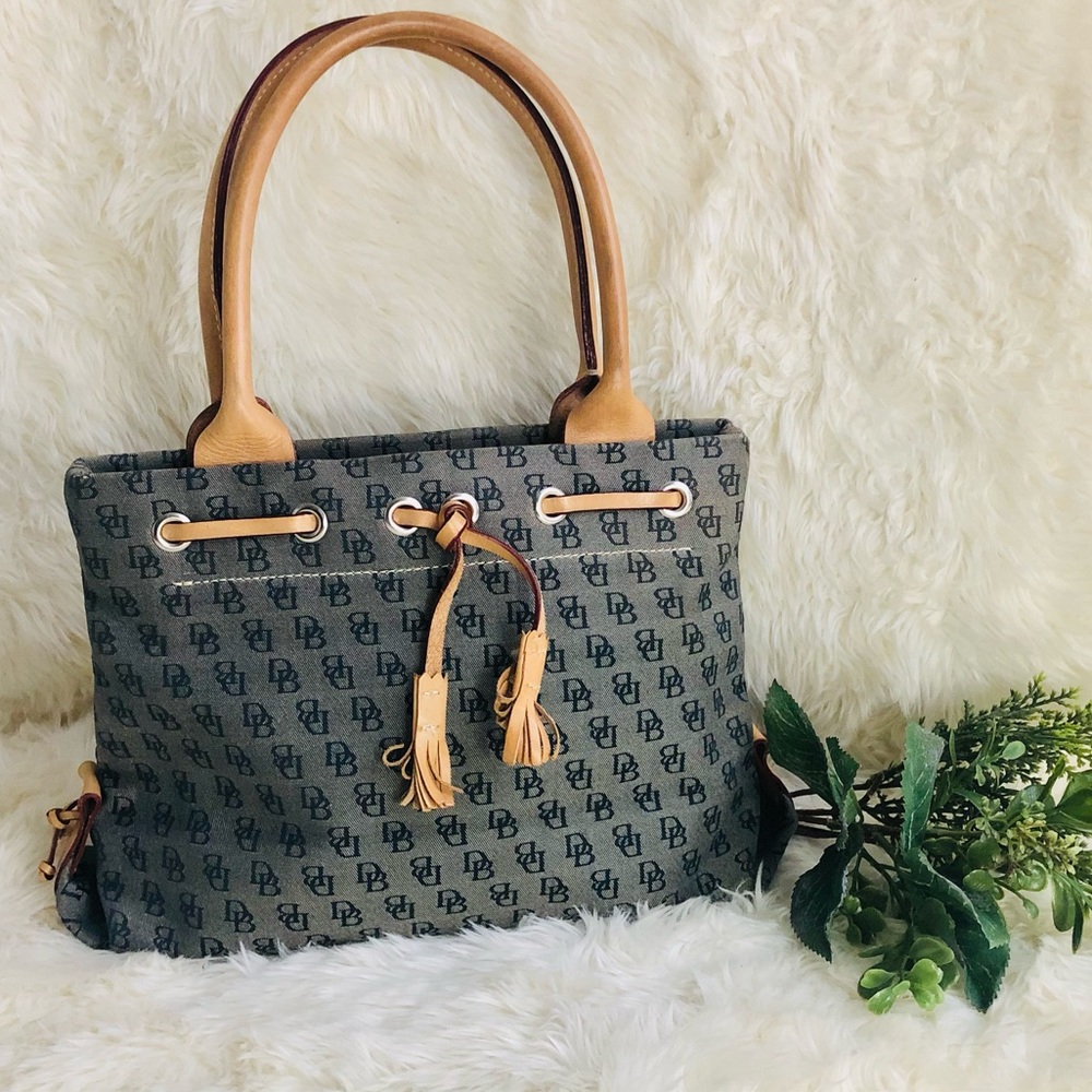 DOONEY & BURKE VTG MONOGRAM BAG✨